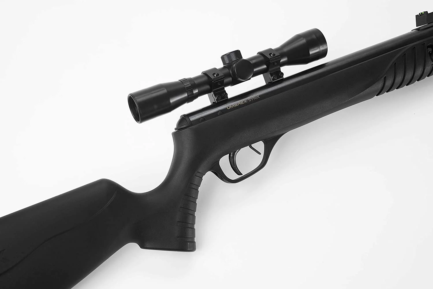 Rifle Calibre 22 de Aire Umarex Syrix Con Mira - Imagen 7