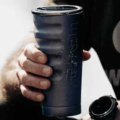 Vaso con agarre Grizzly de 32 oz - Imagen 3