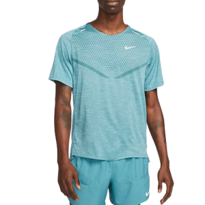 Camiseta Nike TechKnit Dri-FIT ADV